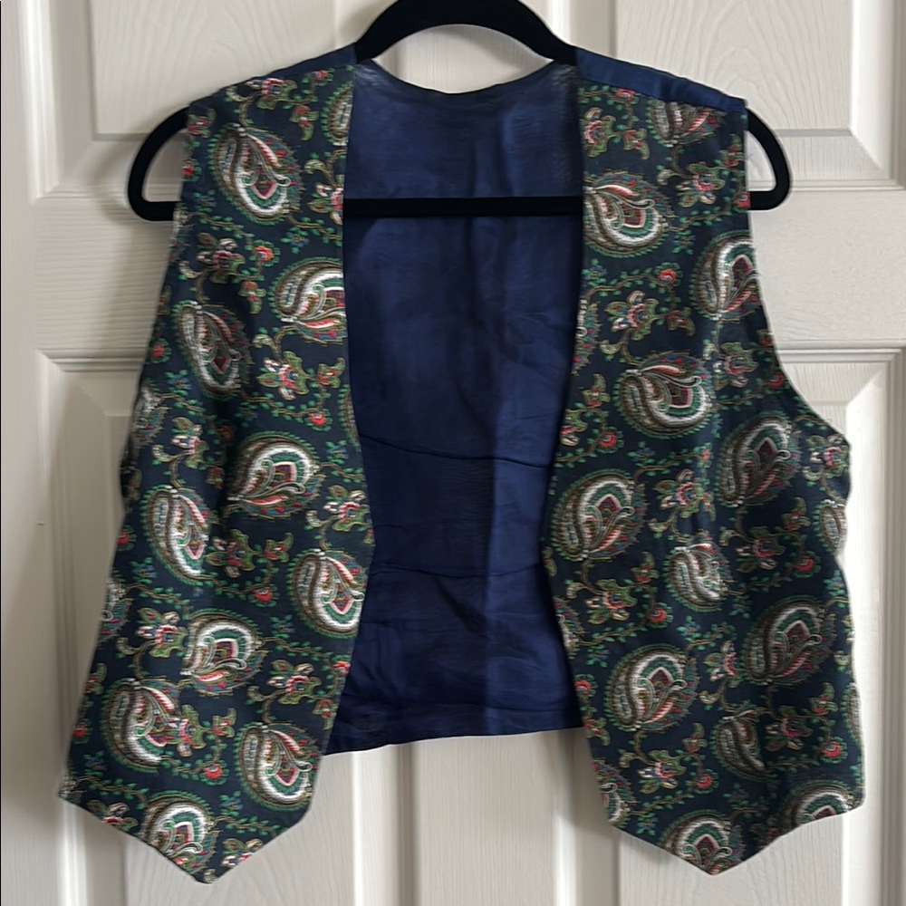 Paisley Patterned Vest